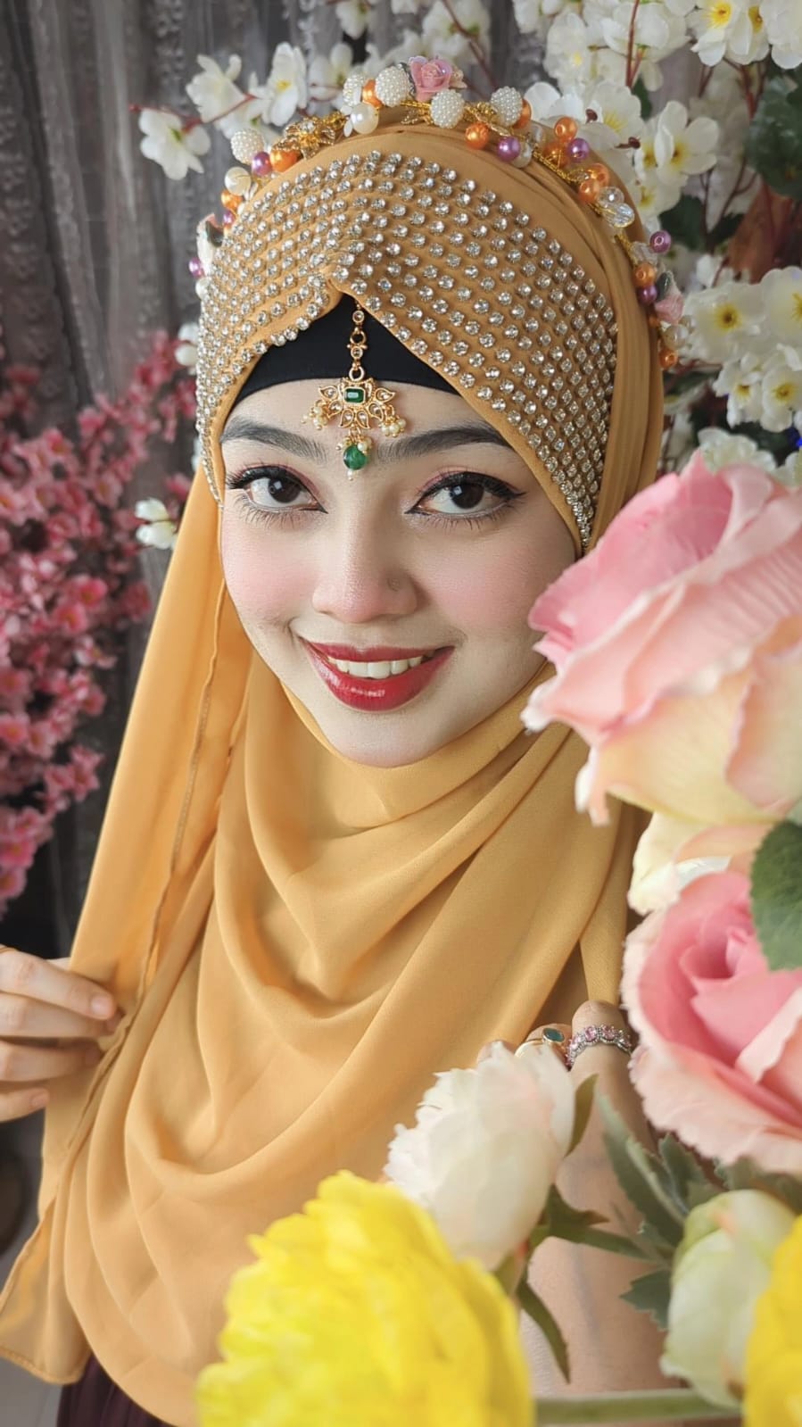 STONE (999) Hijab